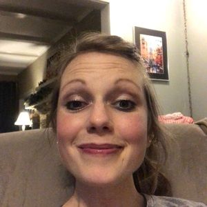 Meet your Posher, Kristen
